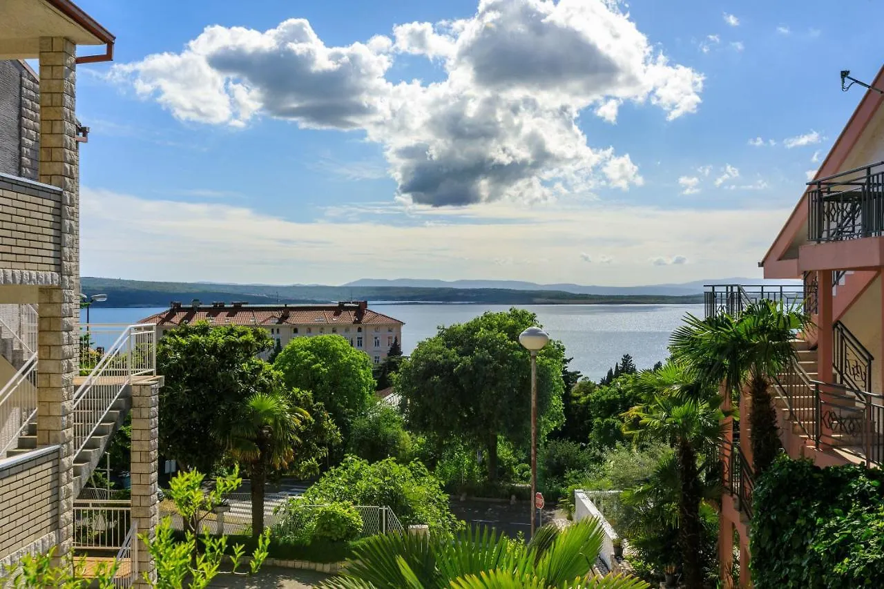 Apartments And Room Ruzica Crikvenica 0*,