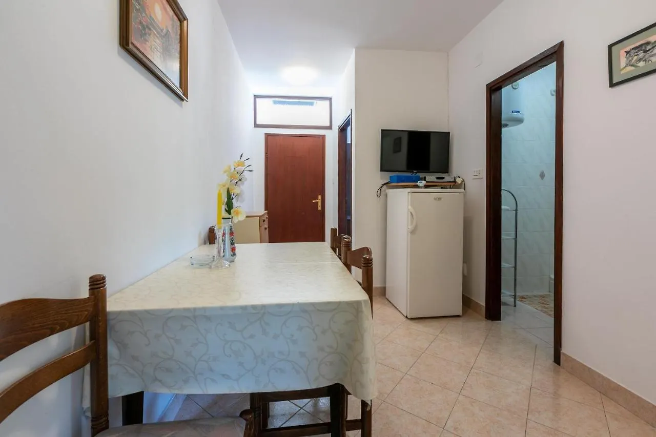 Apartments And Room Ruzica Crikvenica
