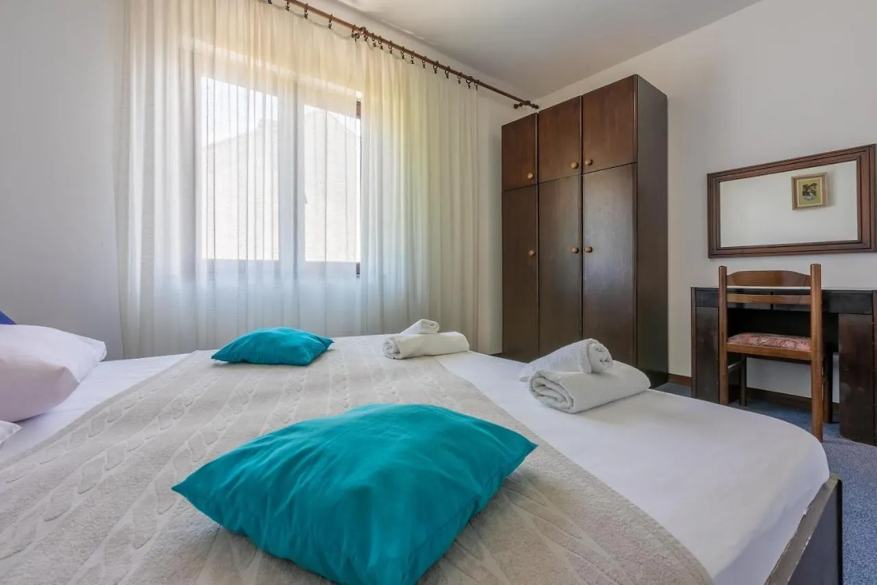 Apartments And Room Ruzica Crikvenica