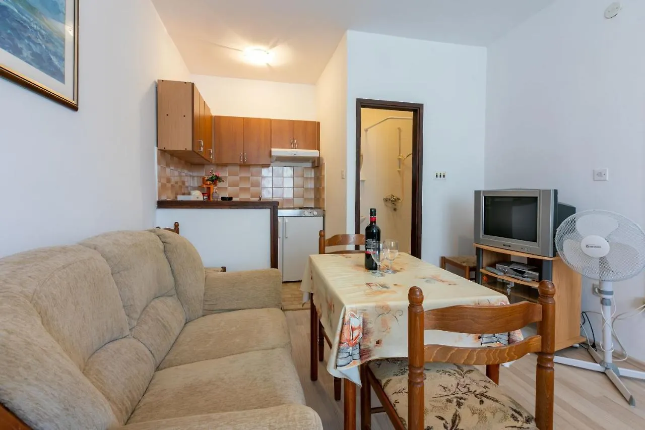 Apartments And Room Ruzica Crikvenica