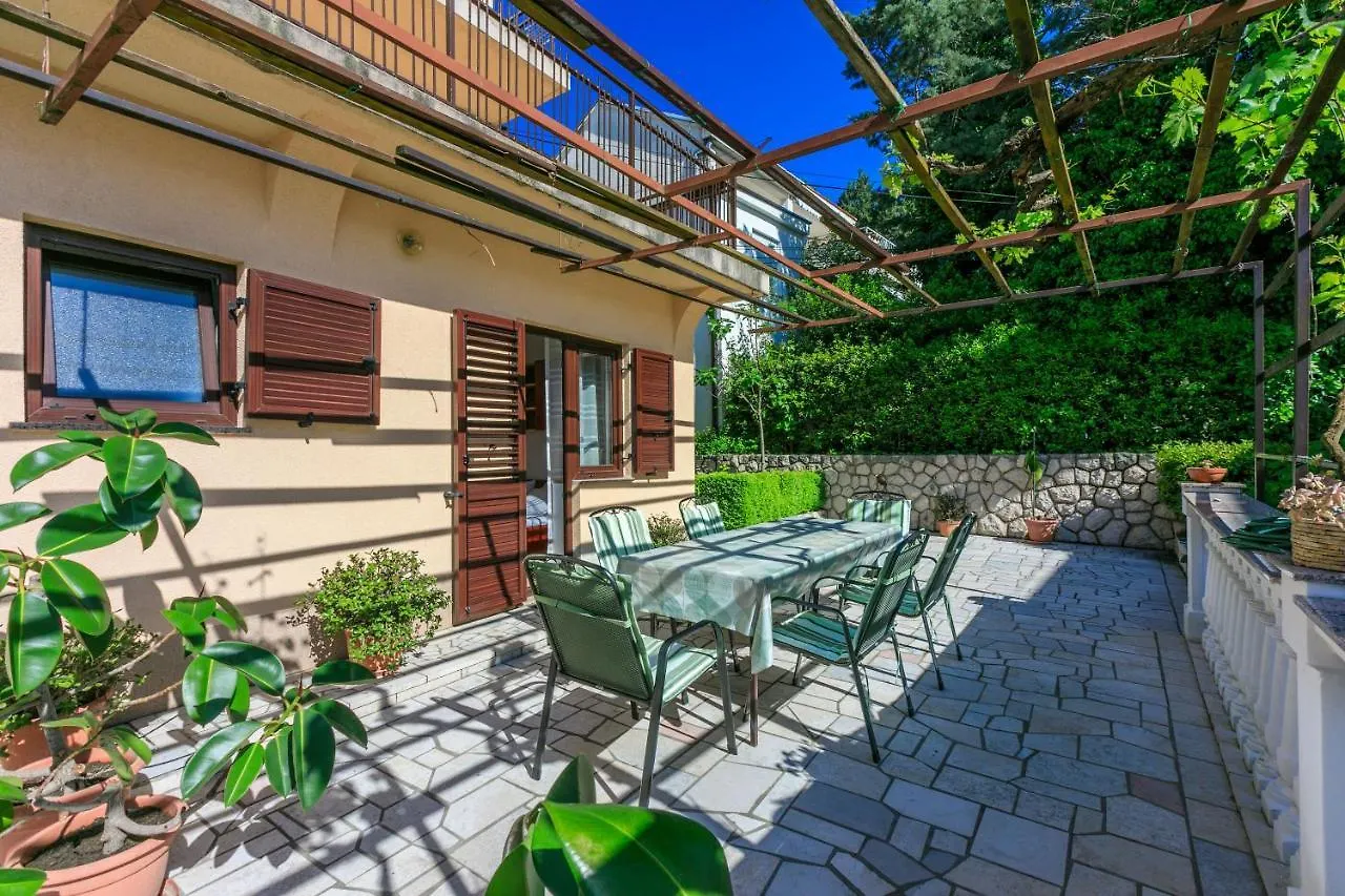 Apartments And Room Ruzica Crikvenica